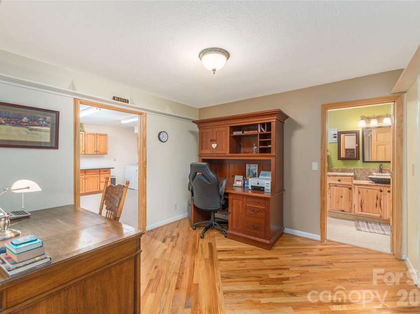 1075 Moody Farm Road, Maggie Valley, NC 28751.  MLS# CAR4400859, YatesRealty ID 39708. 