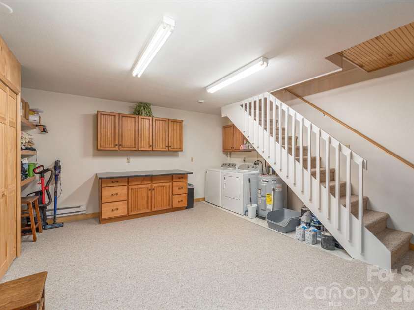 1075 Moody Farm Road, Maggie Valley, NC 28751.  MLS# CAR4400859, YatesRealty ID 39708. 