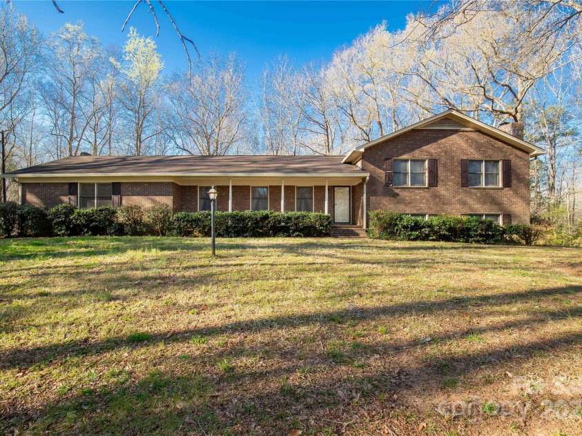 1836 Westbrook Road, Edgemoor, SC 29712.  MLS# CAR4120881, YatesRealty ID 3971. 