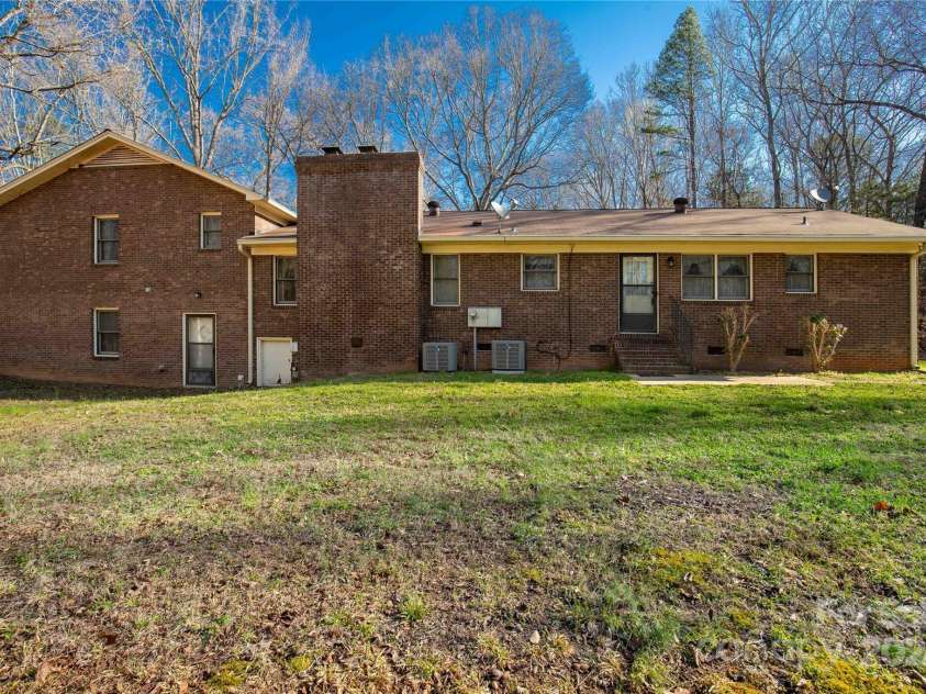 1836 Westbrook Road, Edgemoor, SC 29712.  MLS# CAR4120881, YatesRealty ID 3971. 
