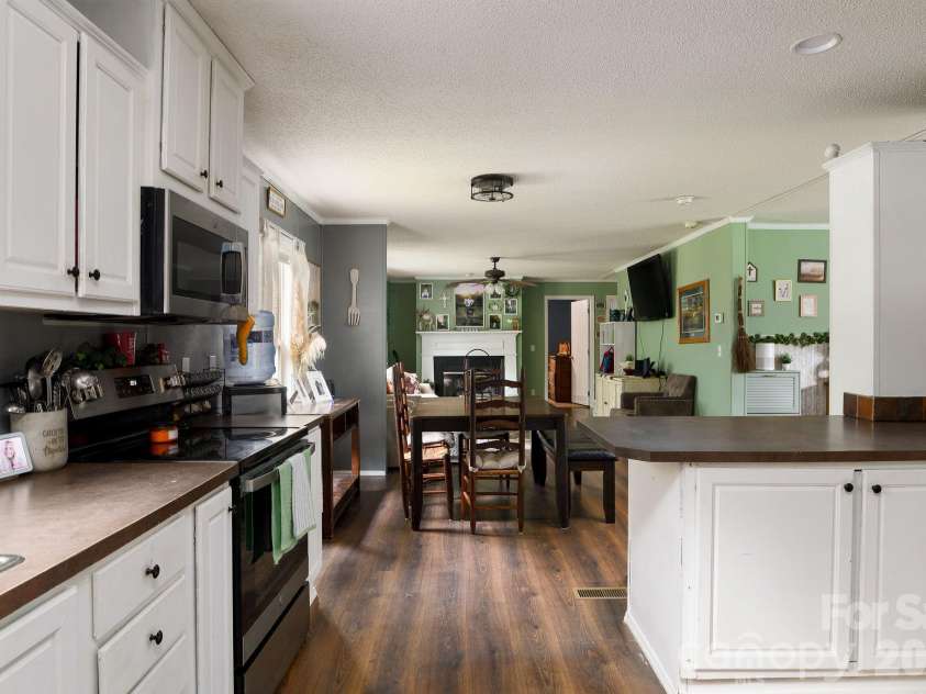 837 Joe Road, Mocksville, NC 27028.  MLS# CAR4407417, YatesRealty ID 39712. 