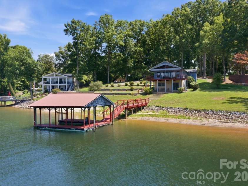 178 Penicillin Point, Troutman, NC 28677.  MLS# CAR4405820, YatesRealty ID 39713. 
