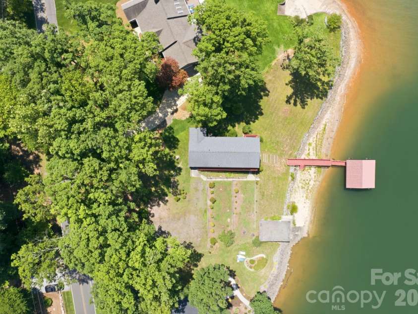 178 Penicillin Point, Troutman, NC 28677.  MLS# CAR4405820, YatesRealty ID 39713. 