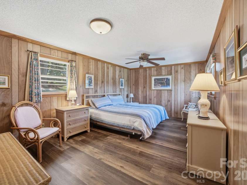 178 Penicillin Point, Troutman, NC 28677.  MLS# CAR4405820, YatesRealty ID 39713. 