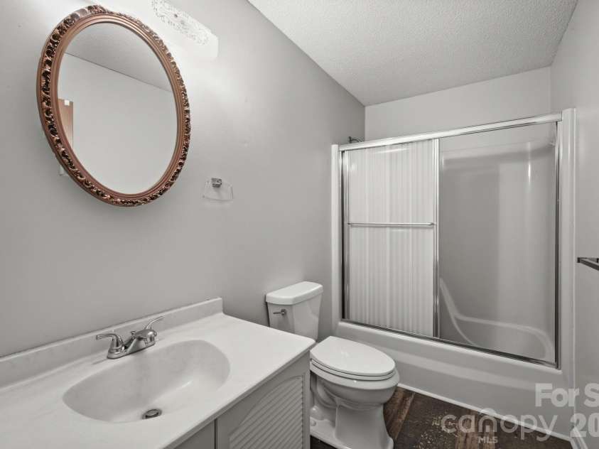 178 Penicillin Point, Troutman, NC 28677.  MLS# CAR4405820, YatesRealty ID 39713. 