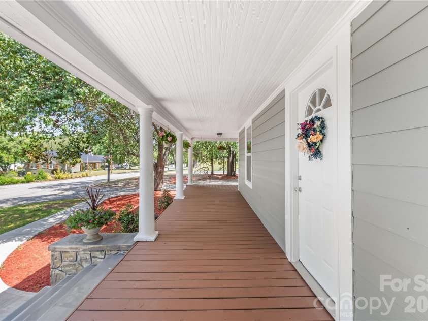 243 Main Street, Wingate, NC 28174.  MLS# CAR4384618, YatesRealty ID 39714. 