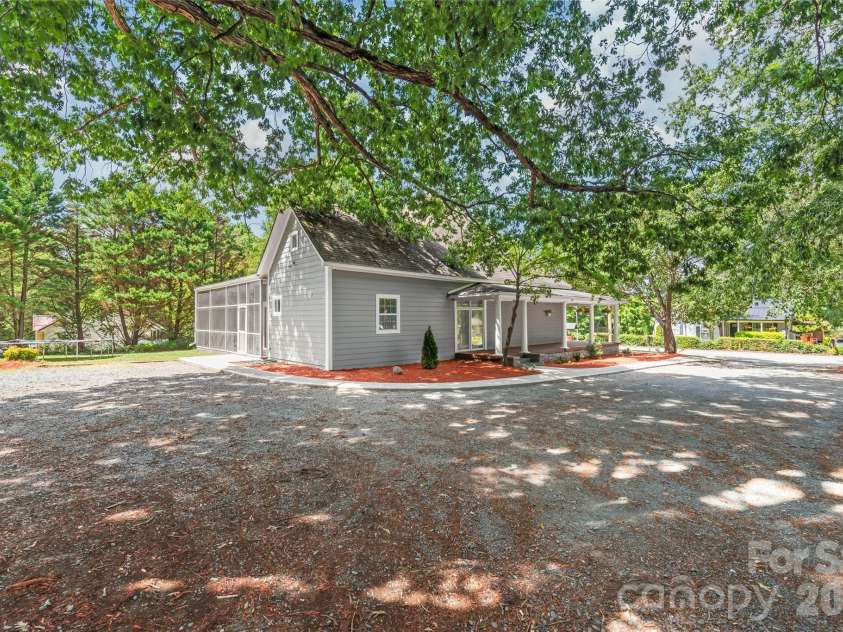 243 Main Street, Wingate, NC 28174.  MLS# CAR4384618, YatesRealty ID 39714. 