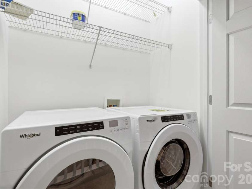 312 Park Square Place, Matthews, NC 28105.  MLS# CAR4407422, YatesRealty ID 39716. Laundry