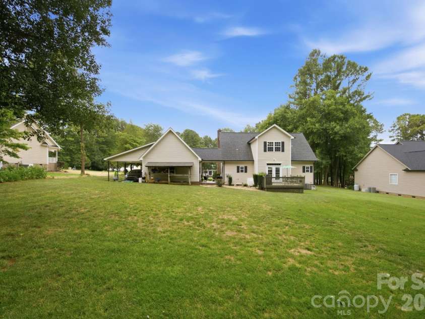 7073 Ridgeway Road, Stanley, NC 28164.  MLS# CAR4406988, YatesRealty ID 39719. 
