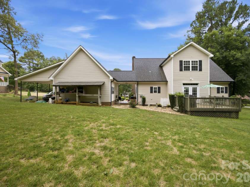 7073 Ridgeway Road, Stanley, NC 28164.  MLS# CAR4406988, YatesRealty ID 39719. 