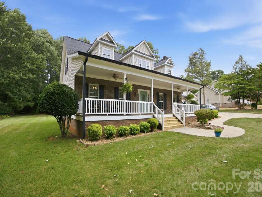 7073 Ridgeway Road, Stanley, NC 28164.  MLS# CAR4406988, YatesRealty ID 39719. 