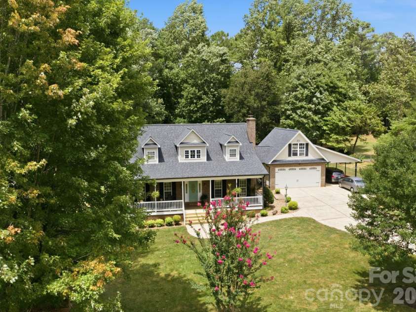 7073 Ridgeway Road, Stanley, NC 28164.  MLS# CAR4406988, YatesRealty ID 39719. 