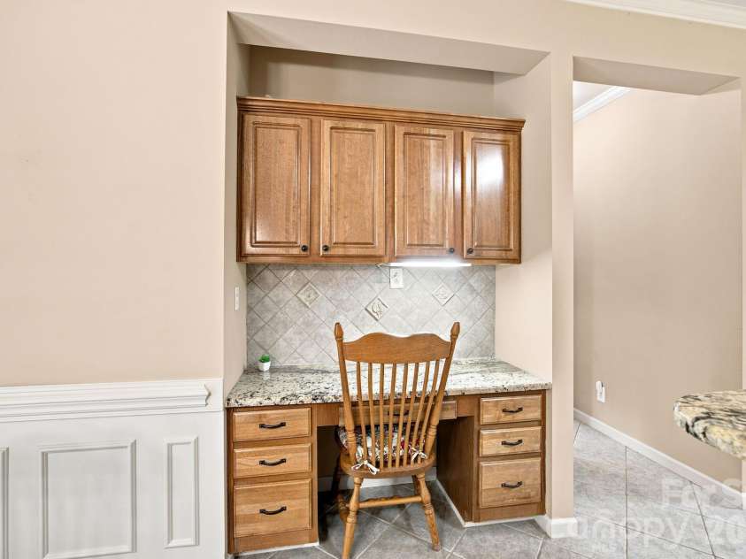 7073 Ridgeway Road, Stanley, NC 28164.  MLS# CAR4406988, YatesRealty ID 39719. Desk area at kitchen/dining
