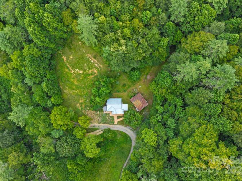 530 Rebel Ridge Road, Marshall, NC 28753.  MLS# CAR4280737, YatesRealty ID 3972. 