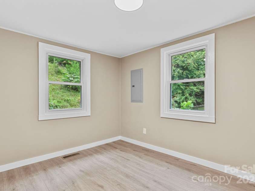 530 Rebel Ridge Road, Marshall, NC 28753.  MLS# CAR4280737, YatesRealty ID 3972. Bedroom #2