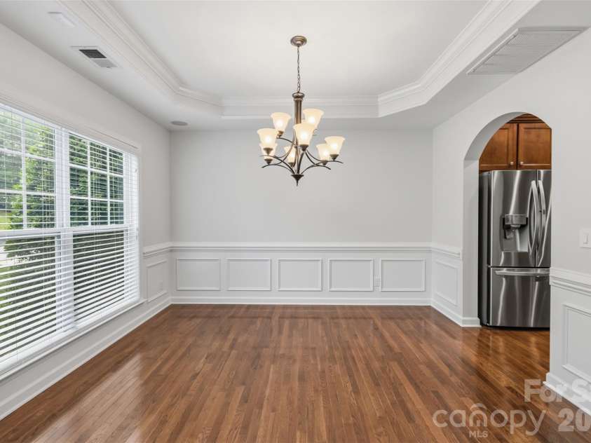 9416 Segundo Lane, Charlotte, NC 28278.  MLS# CAR4355227, YatesRealty ID 3972. 