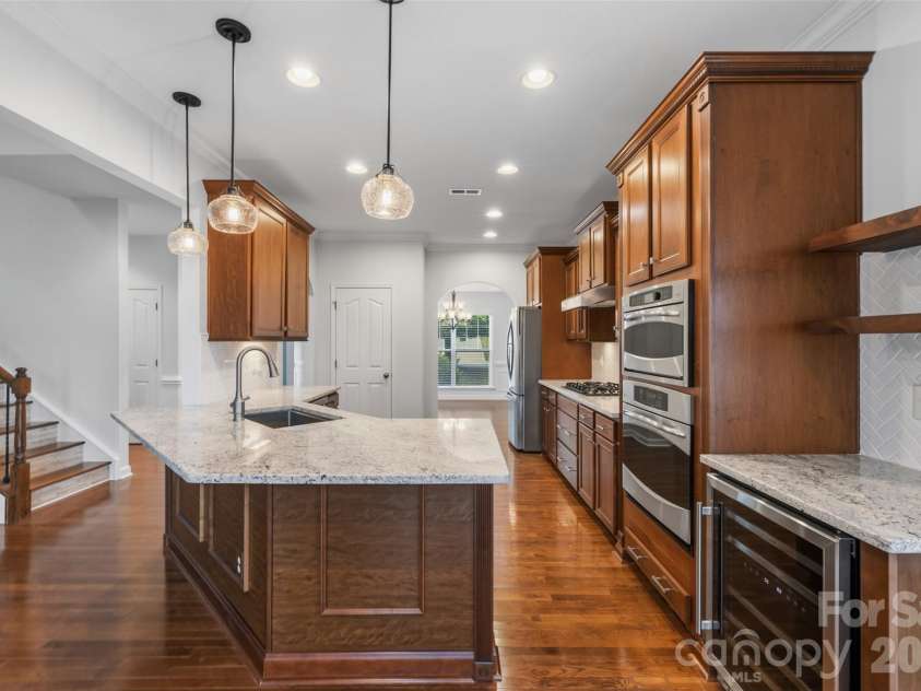 9416 Segundo Lane, Charlotte, NC 28278.  MLS# CAR4355227, YatesRealty ID 3972. 