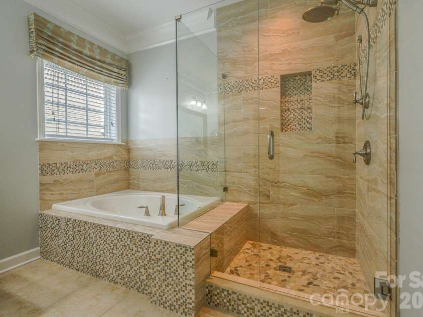 9416 Segundo Lane, Charlotte, NC 28278.  MLS# CAR4355227, YatesRealty ID 3972. Spa inspired bathroom 