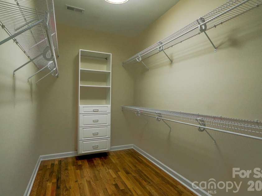 9416 Segundo Lane, Charlotte, NC 28278.  MLS# CAR4355227, YatesRealty ID 3972. Walk in Closet primary 