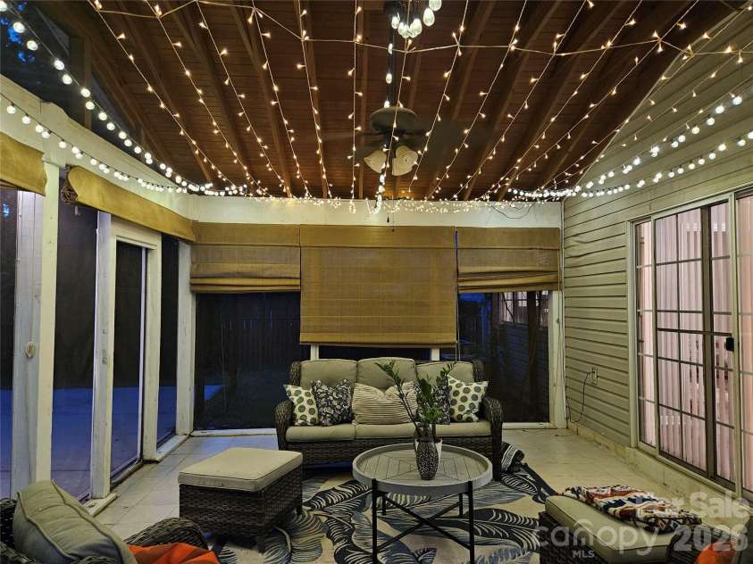 17126 Cambridge Woods Court, Charlotte, NC 28277.  MLS# CAR4390635, YatesRealty ID 39720. 