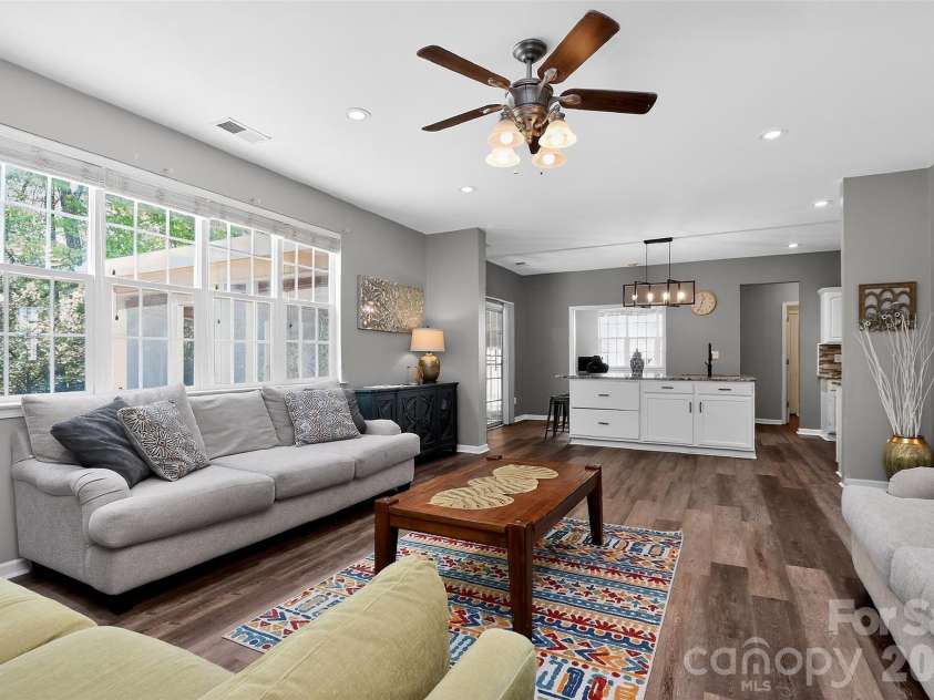 17126 Cambridge Woods Court, Charlotte, NC 28277.  MLS# CAR4390635, YatesRealty ID 39720. 