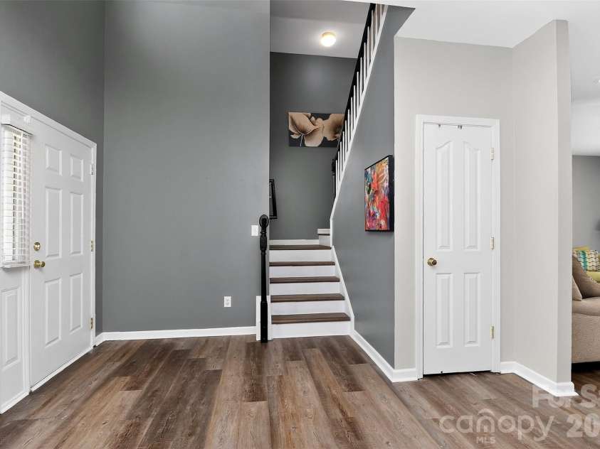17126 Cambridge Woods Court, Charlotte, NC 28277.  MLS# CAR4390635, YatesRealty ID 39720. 