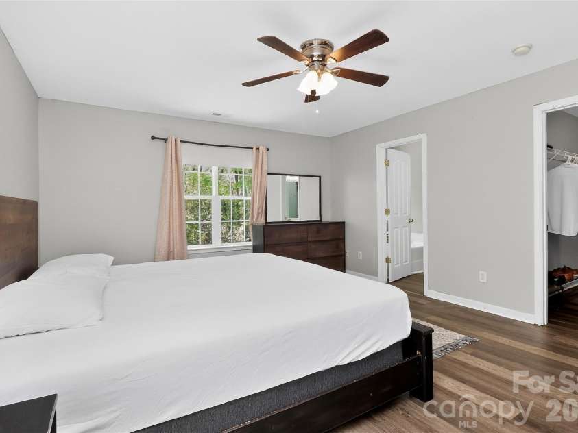 17126 Cambridge Woods Court, Charlotte, NC 28277.  MLS# CAR4390635, YatesRealty ID 39720. 