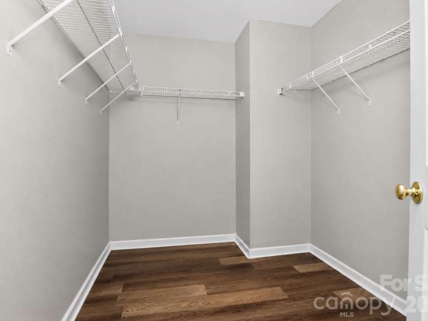 17126 Cambridge Woods Court, Charlotte, NC 28277.  MLS# CAR4390635, YatesRealty ID 39720. 