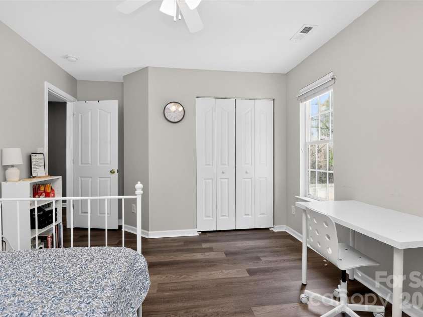17126 Cambridge Woods Court, Charlotte, NC 28277.  MLS# CAR4390635, YatesRealty ID 39720. 