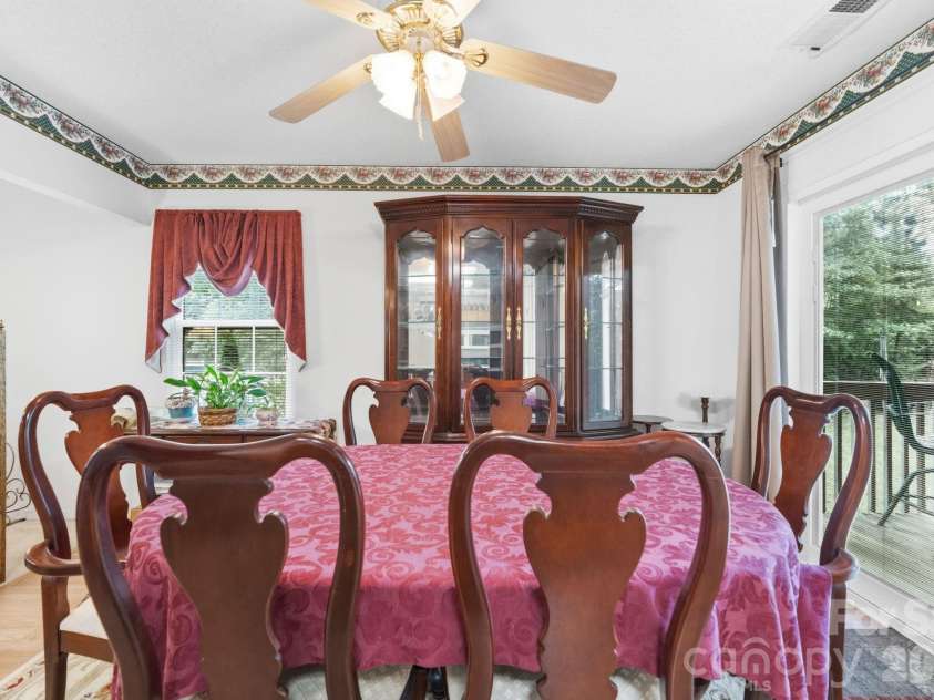 9220 Garnet Field Court, Charlotte, NC 28269.  MLS# CAR4407211, YatesRealty ID 39722. 