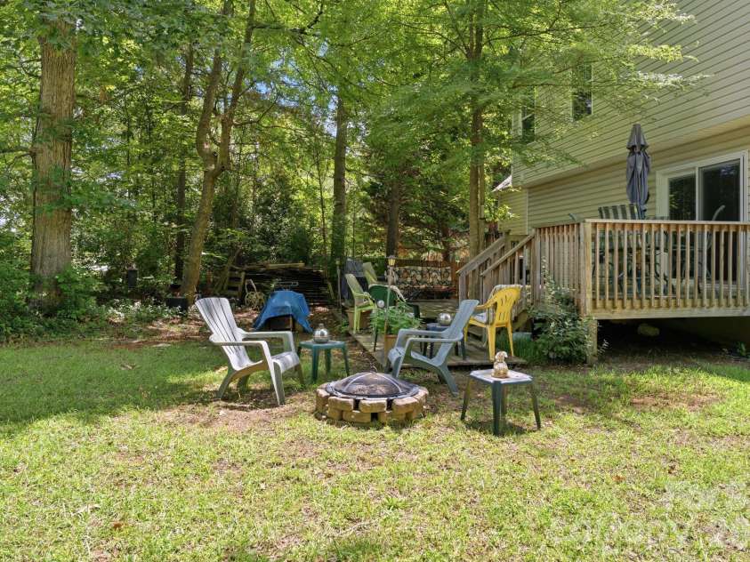 9220 Garnet Field Court, Charlotte, NC 28269.  MLS# CAR4407211, YatesRealty ID 39722. Back yard, fire pit