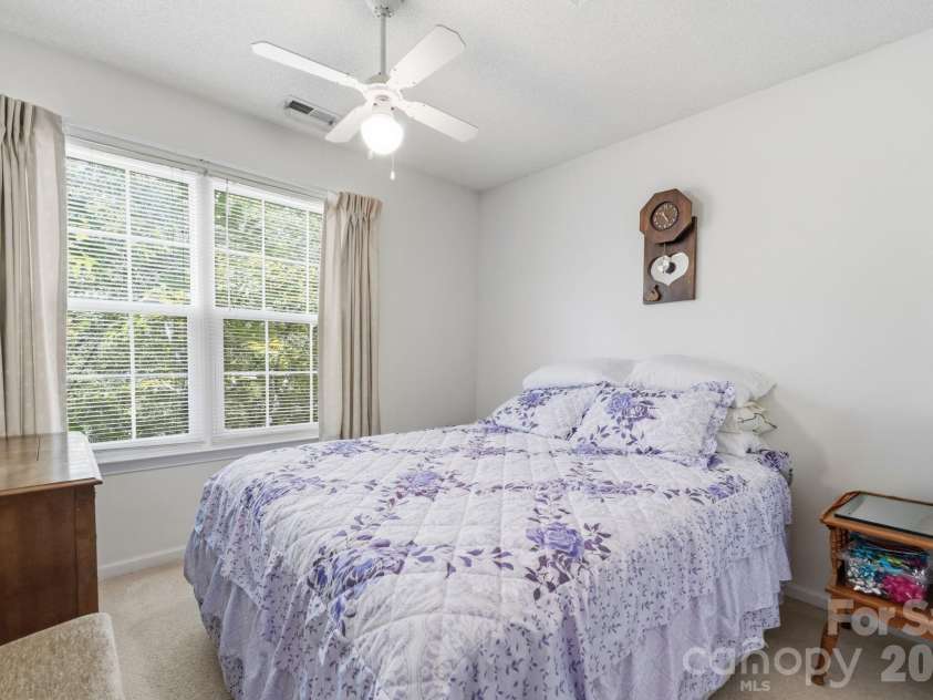 9220 Garnet Field Court, Charlotte, NC 28269.  MLS# CAR4407211, YatesRealty ID 39722. Br 2