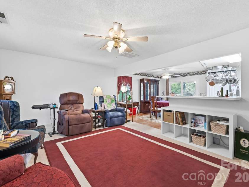 9220 Garnet Field Court, Charlotte, NC 28269.  MLS# CAR4407211, YatesRealty ID 39722. LR