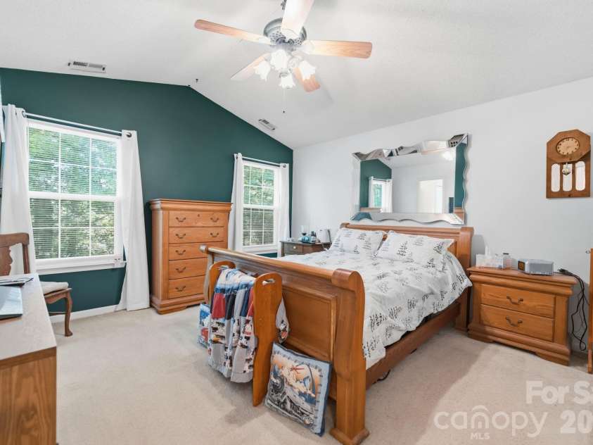 9220 Garnet Field Court, Charlotte, NC 28269.  MLS# CAR4407211, YatesRealty ID 39722. Primary