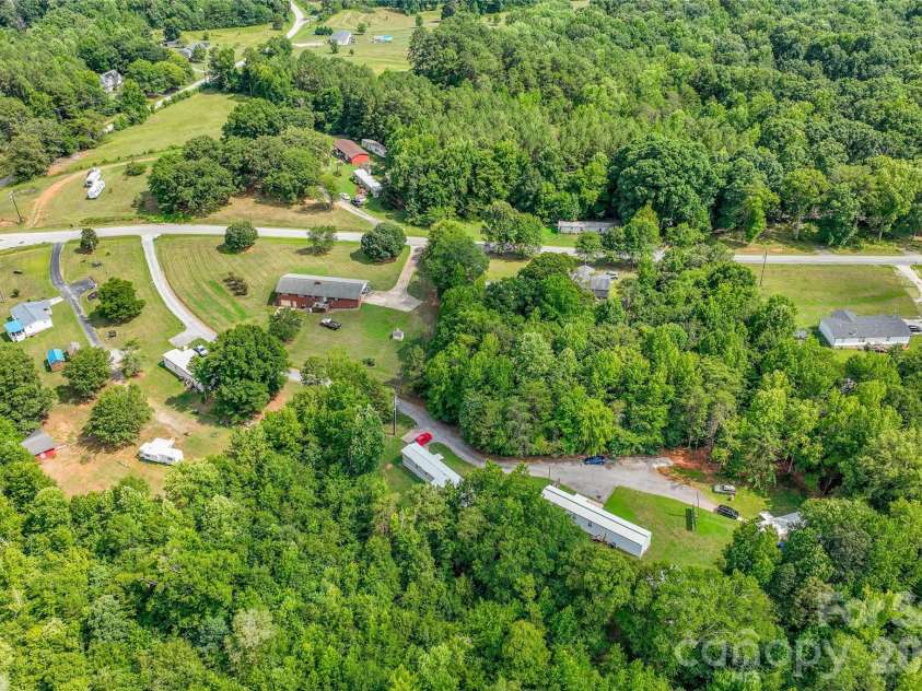 114 Jason Drive, Blacksburg, SC 29702.  MLS# CAR4391508, YatesRealty ID 39724. 