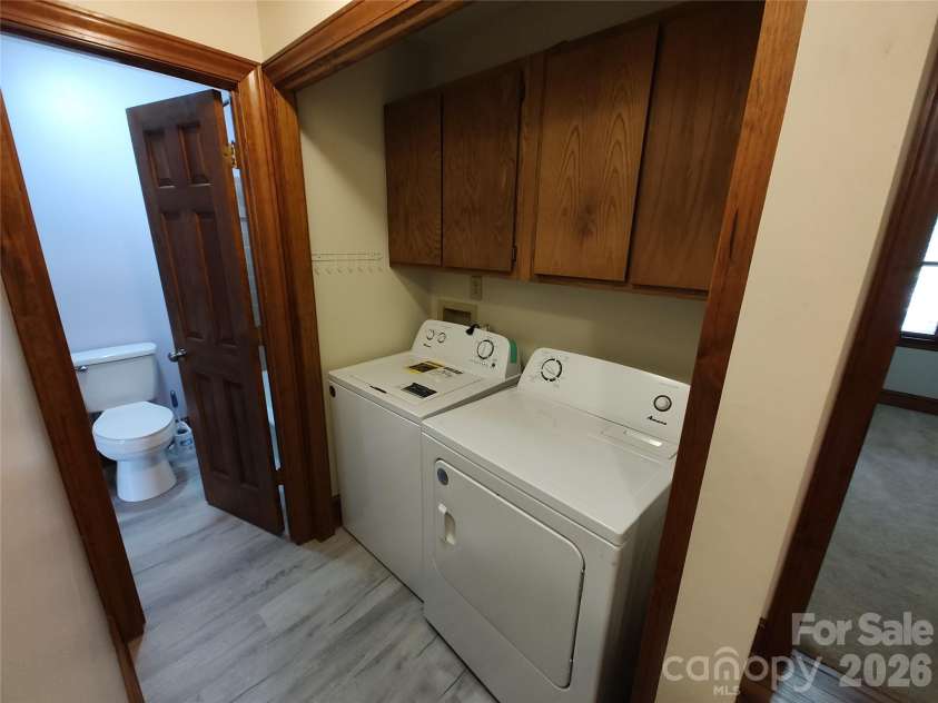 104 Swaim Court, Salisbury, NC 28147.  MLS# CAR4407010, YatesRealty ID 39725. Laundry & Common Bath