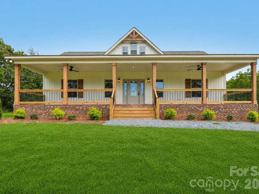 3914 Mullis Newsome Road, Monroe, NC 28110.  MLS# CAR4406341, YatesRealty ID 39728. 