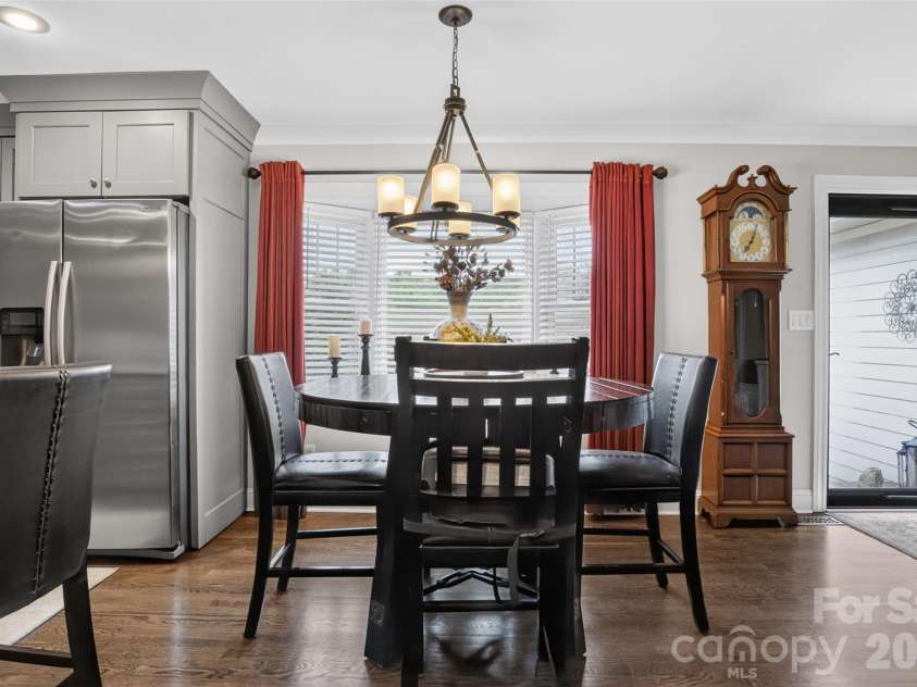 21334 Sandy Cove Road, Cornelius, NC 28031.  MLS# CAR4405688, YatesRealty ID 39729. 