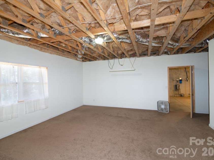 12 Chigger Ridge Road, Sylva, NC 28779.  MLS# CAR4357385, YatesRealty ID 3973. 