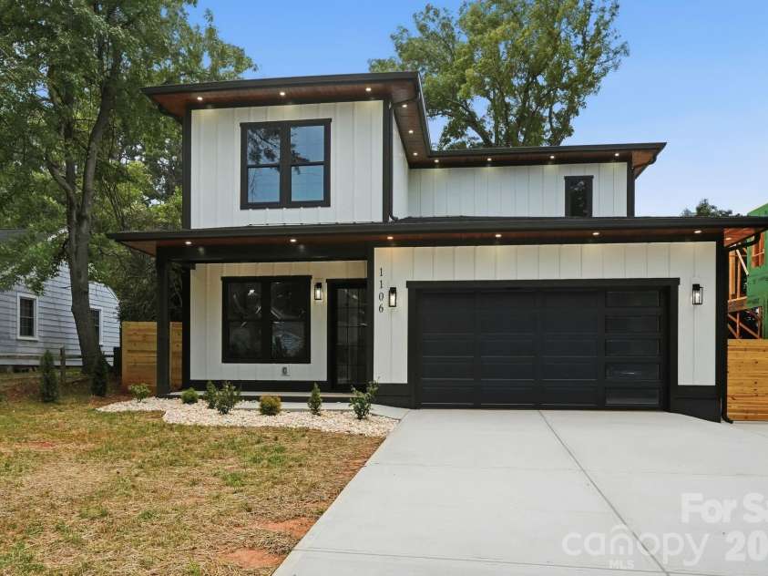 1106 Brookhurst Drive, Charlotte, NC 28205.  MLS# CAR4399535, YatesRealty ID 39732. 