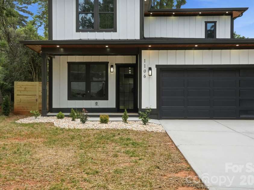 1106 Brookhurst Drive, Charlotte, NC 28205.  MLS# CAR4399535, YatesRealty ID 39732. 