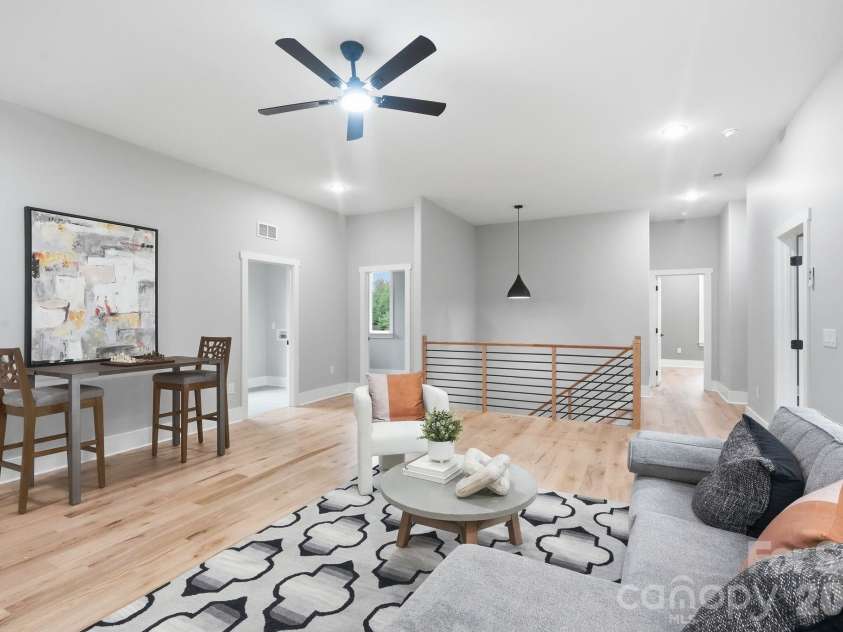1106 Brookhurst Drive, Charlotte, NC 28205.  MLS# CAR4399535, YatesRealty ID 39732. 
