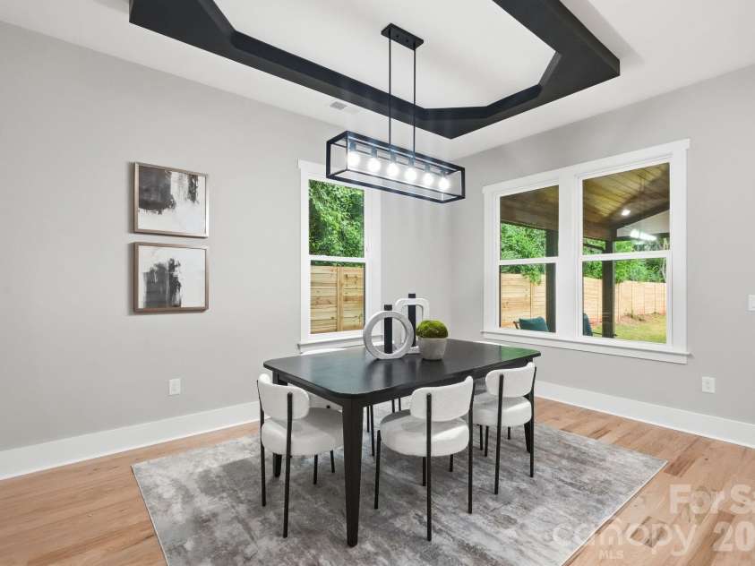 1106 Brookhurst Drive, Charlotte, NC 28205.  MLS# CAR4399535, YatesRealty ID 39732. Dining Room