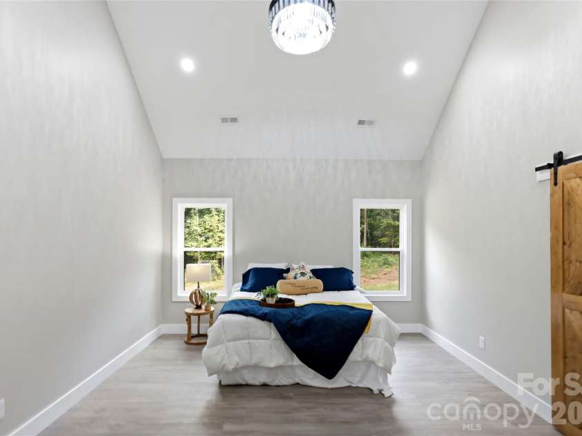 1851 Oleander Drive, Conover, NC 28613.  MLS# CAR4406887, YatesRealty ID 39734. Primary Bedroom