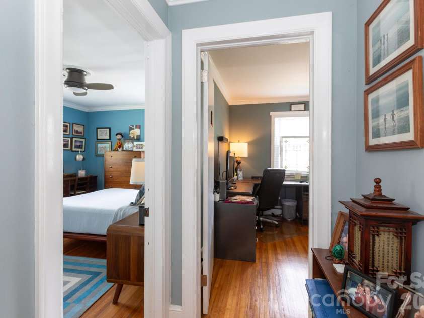 4031 Langhorne Avenue, Charlotte, NC 28205.  MLS# CAR4407418, YatesRealty ID 39736. 