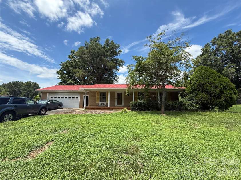 6201 Sapp Road, Rockwell, NC 28138.  MLS# CAR4407013, YatesRealty ID 39737. 