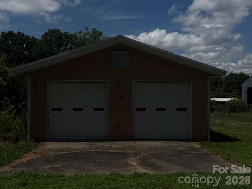 6201 Sapp Road, Rockwell, NC 28138.  MLS# CAR4407013, YatesRealty ID 39737. 
