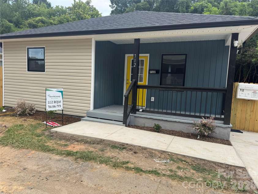 712 Henry Avenue, Gastonia, NC 28052.  MLS# CAR4407404, YatesRealty ID 39738. 