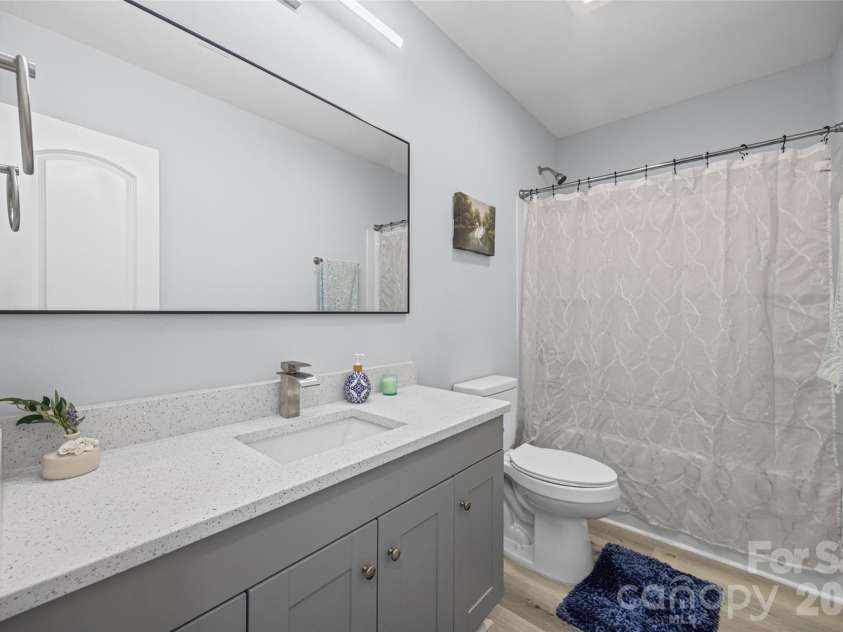 712 Henry Avenue, Gastonia, NC 28052.  MLS# CAR4407404, YatesRealty ID 39738. 