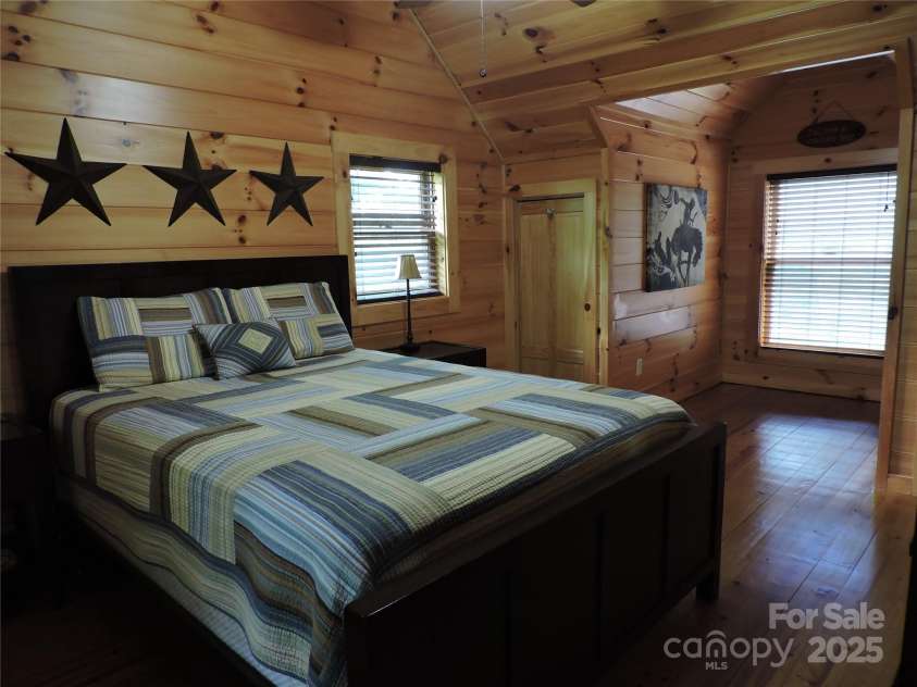 103 Chucks Lane, Bakersville, NC 28705.  MLS# CAR4281725, YatesRealty ID 3974. 